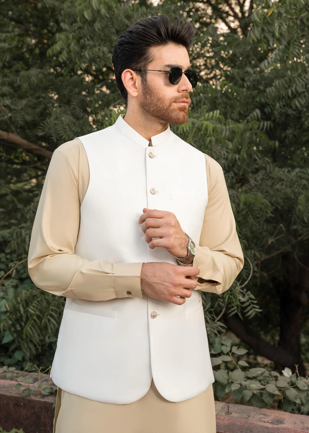 Milky White - Waistcoat Man - 3 Piec - Image 4